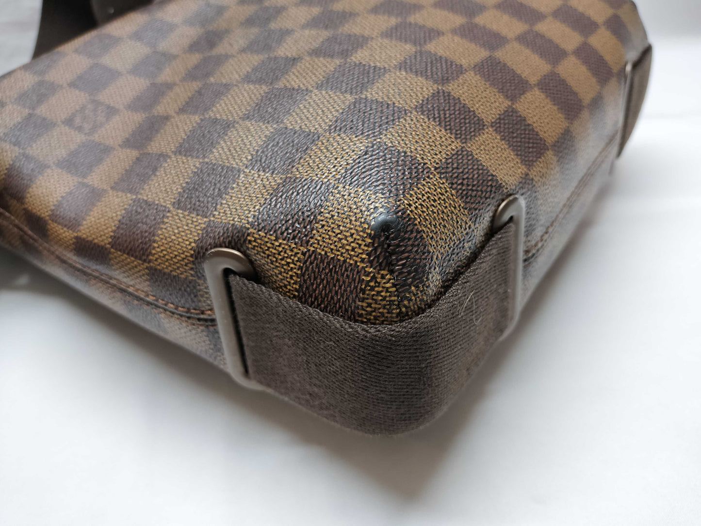 LOUIS VUITTON Damier Brooklyn PM N52120 Shoulder Bag