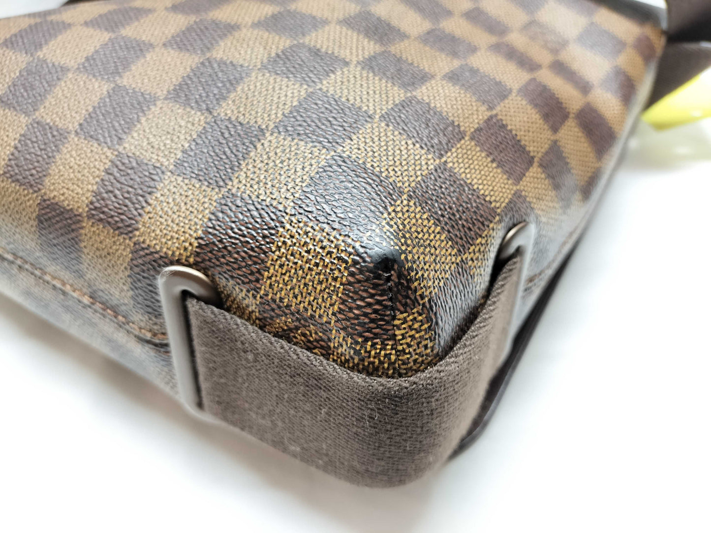 LOUIS VUITTON Damier Brooklyn PM N52120 Shoulder Bag