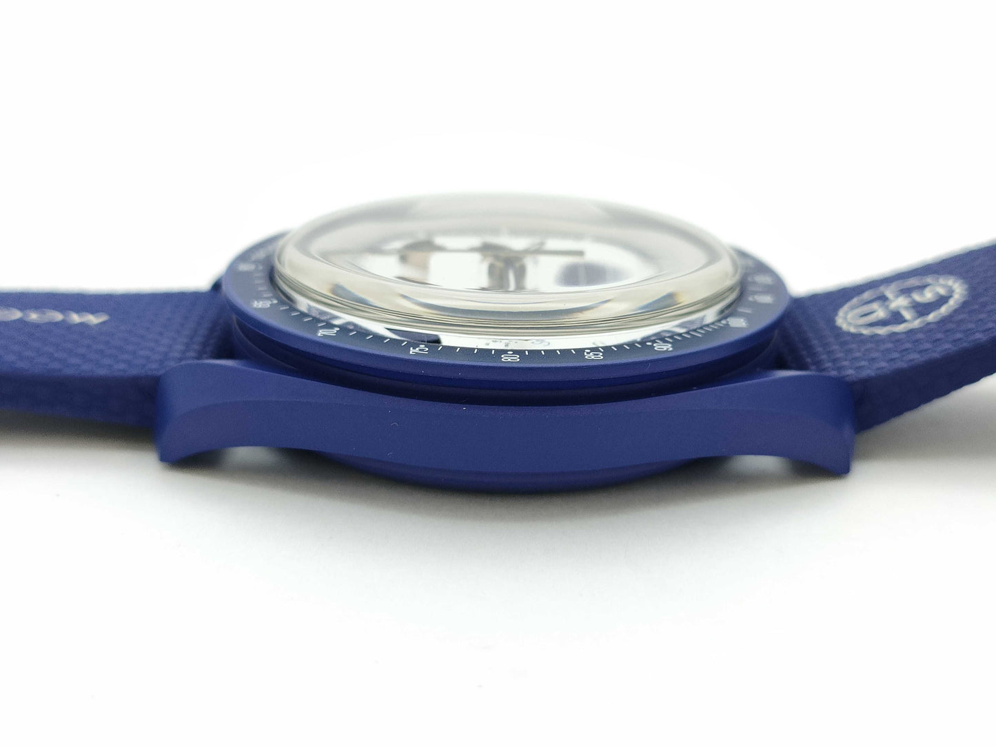 OMEGA MISSION TO EARTHPHASE S033N703L 13022666090 Quartz Men's Watch