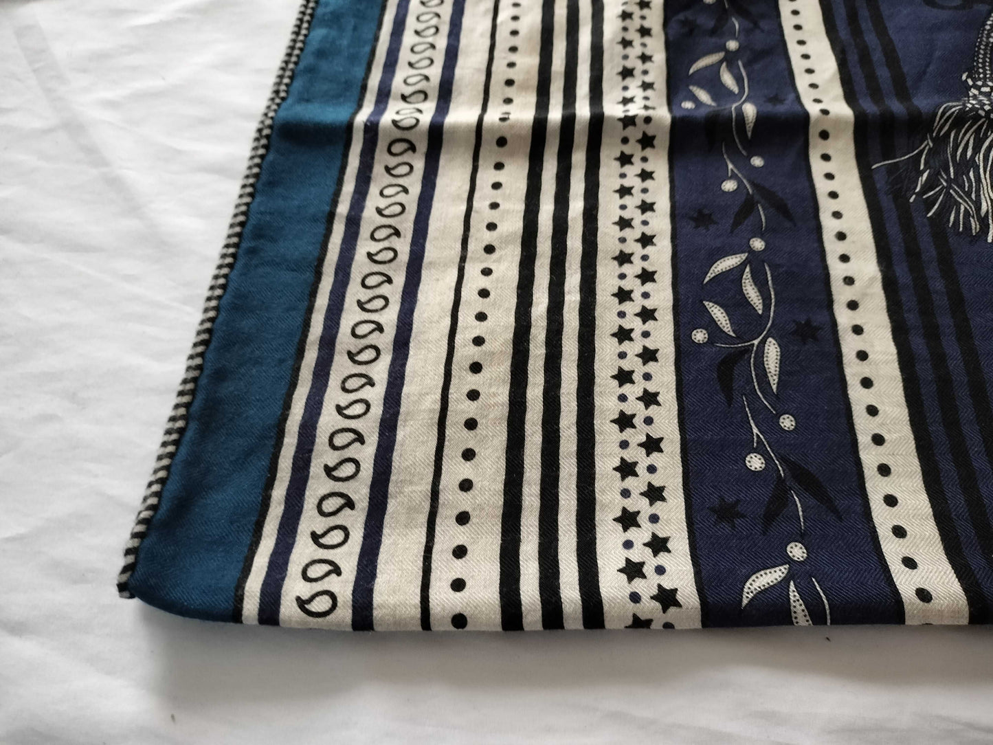 HERMES Carre Jean Carre 140 Festival des Amazones Large Scarf