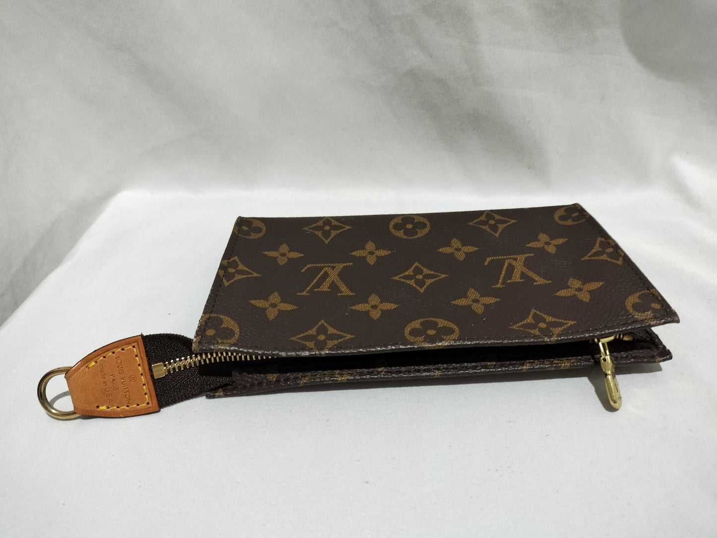 LOUIS VUITTON Monogram Bucket Pouch Other Accessories