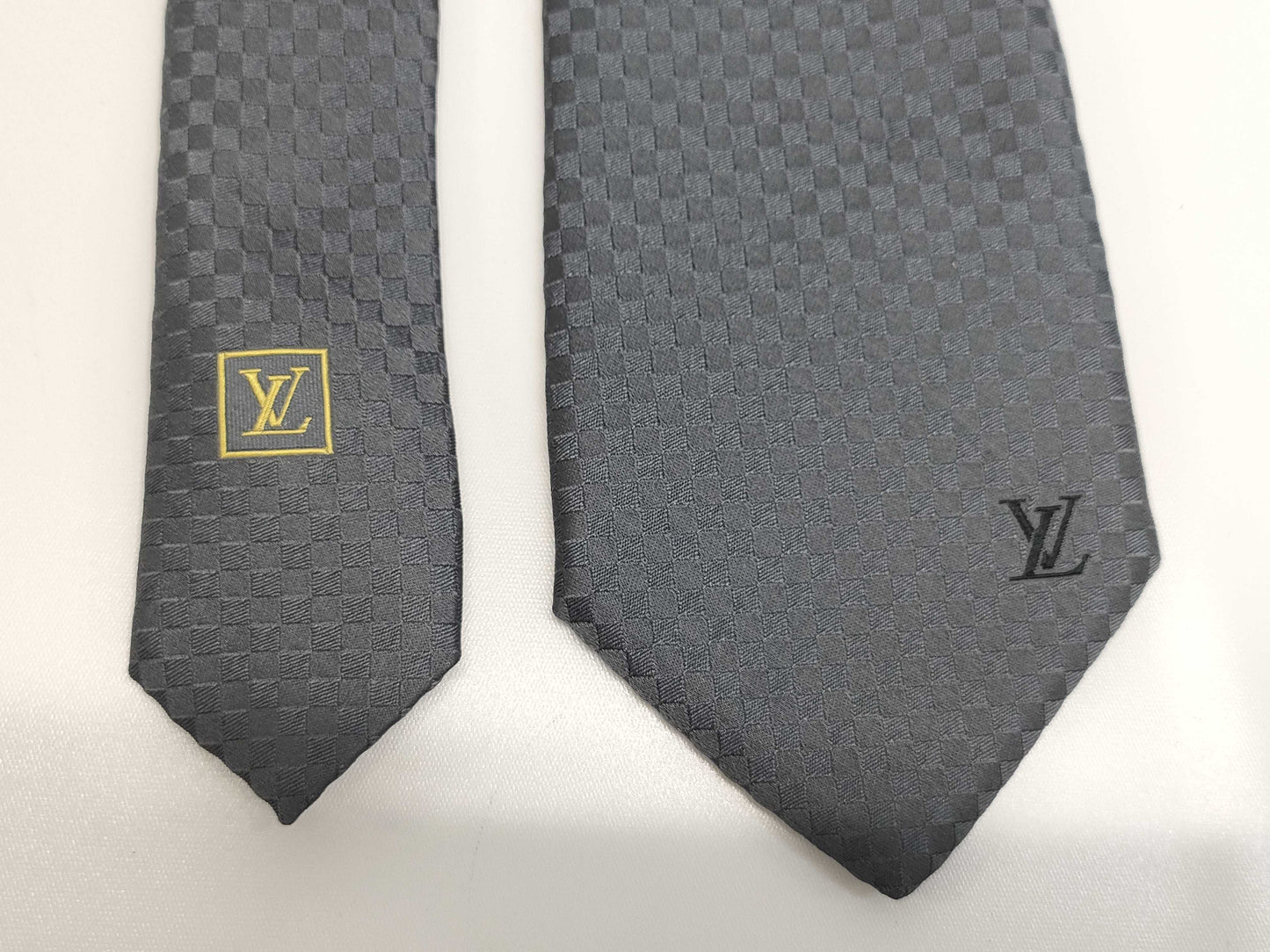 LOUIS VUITTON Tie Tie