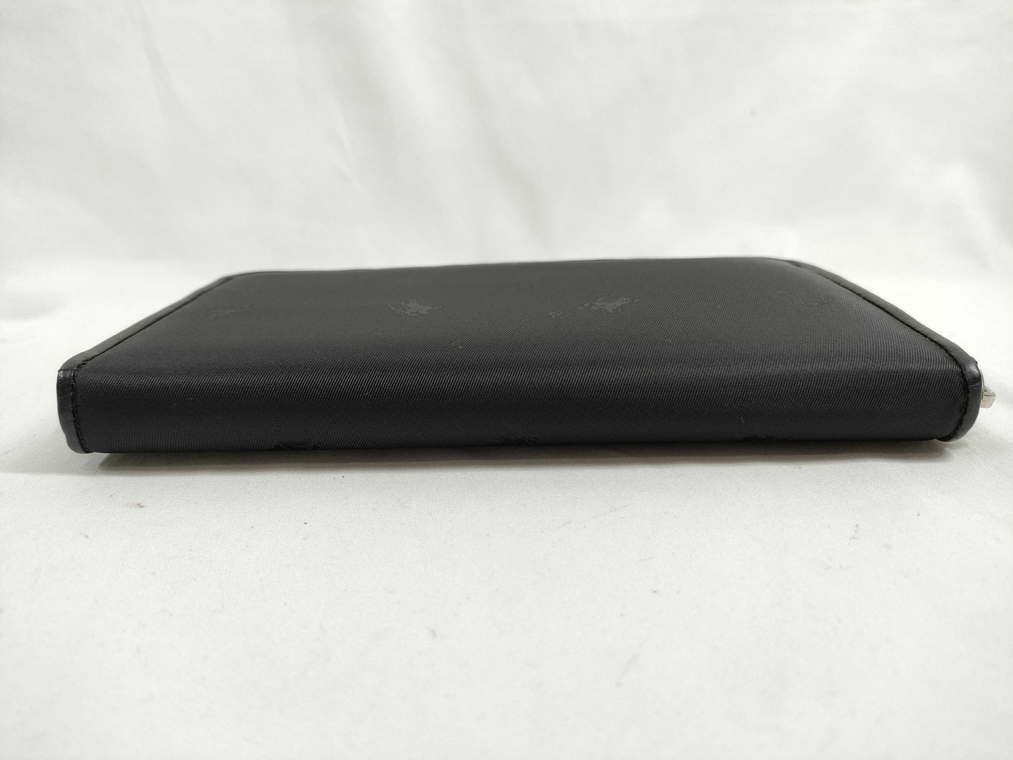 BURBERRY Round Long Wallet