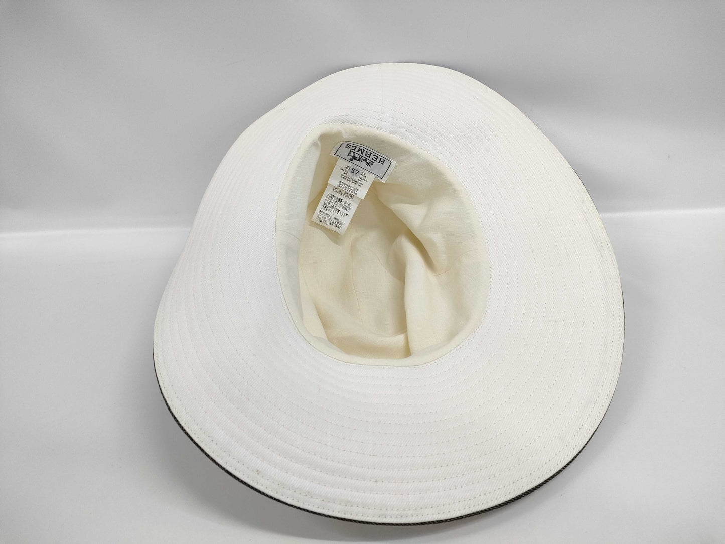 HERMES Hats and other apparel