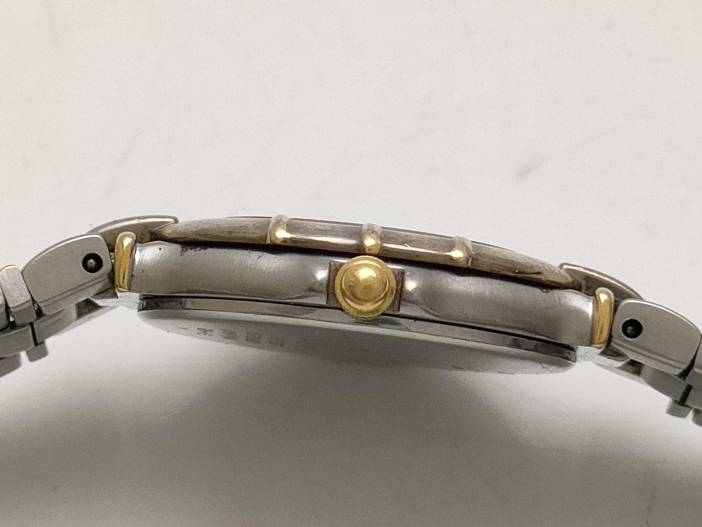 Yves Saint Laurent YSL 4630-E63468Y Immovable Women's Watch