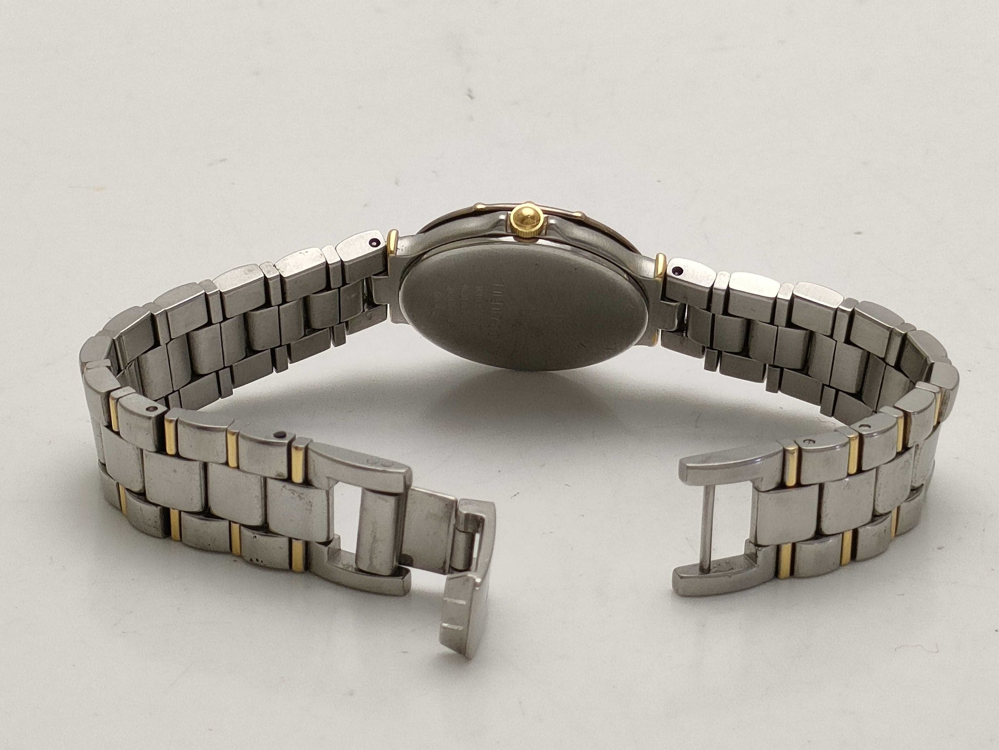 Yves Saint Laurent YSL 4630-E63468Y Immovable Women's Watch