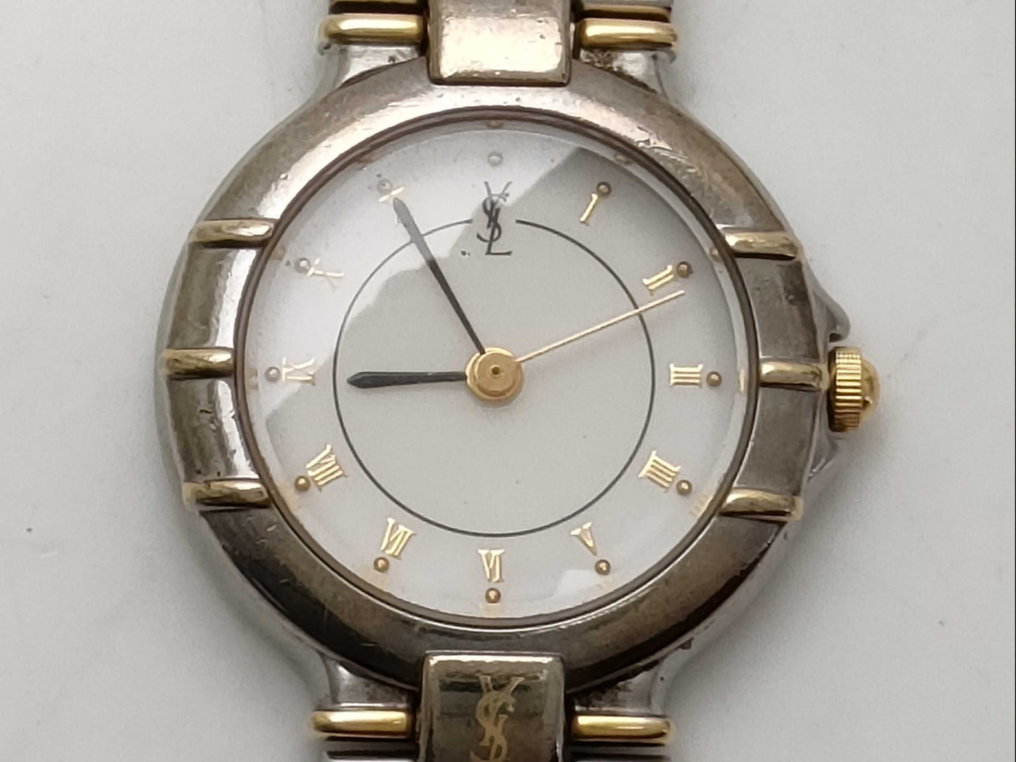 Yves Saint Laurent YSL 4630-E63468Y Immovable Women's Watch