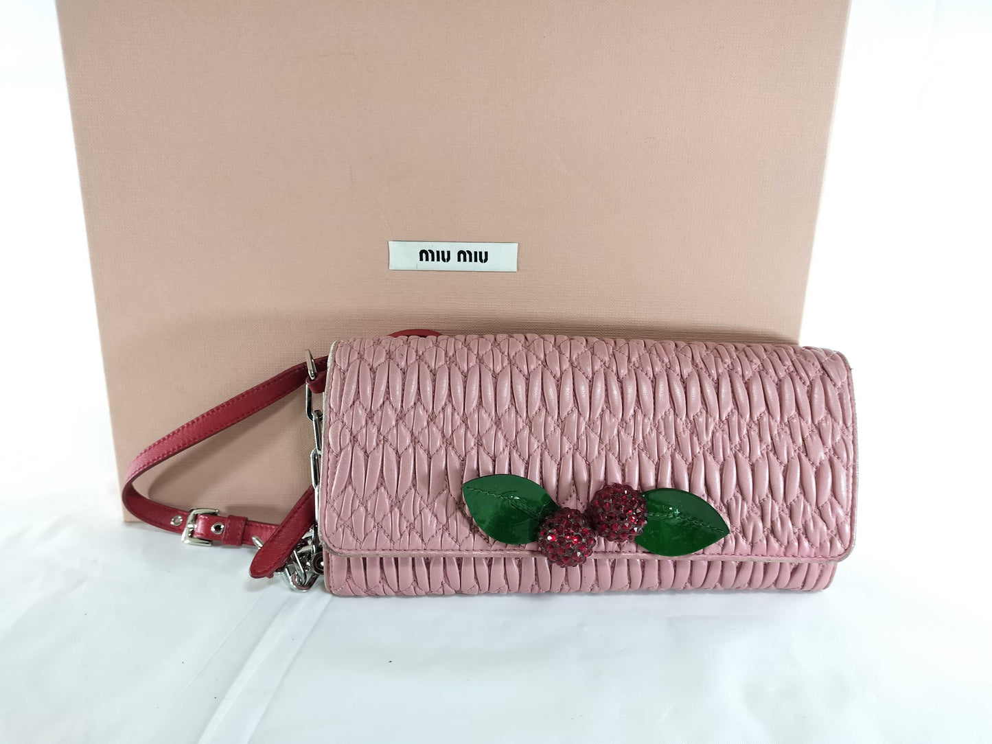 Miu Miu Miu Miu Chain Wallet Cherry Matelasse 16SS Wallet