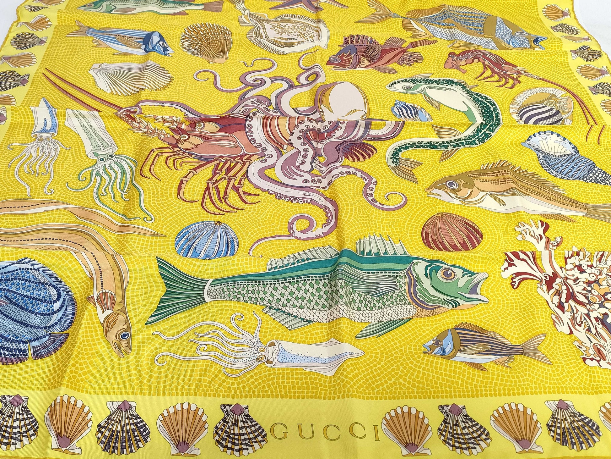 GUCCI Fish and Shell Scarf