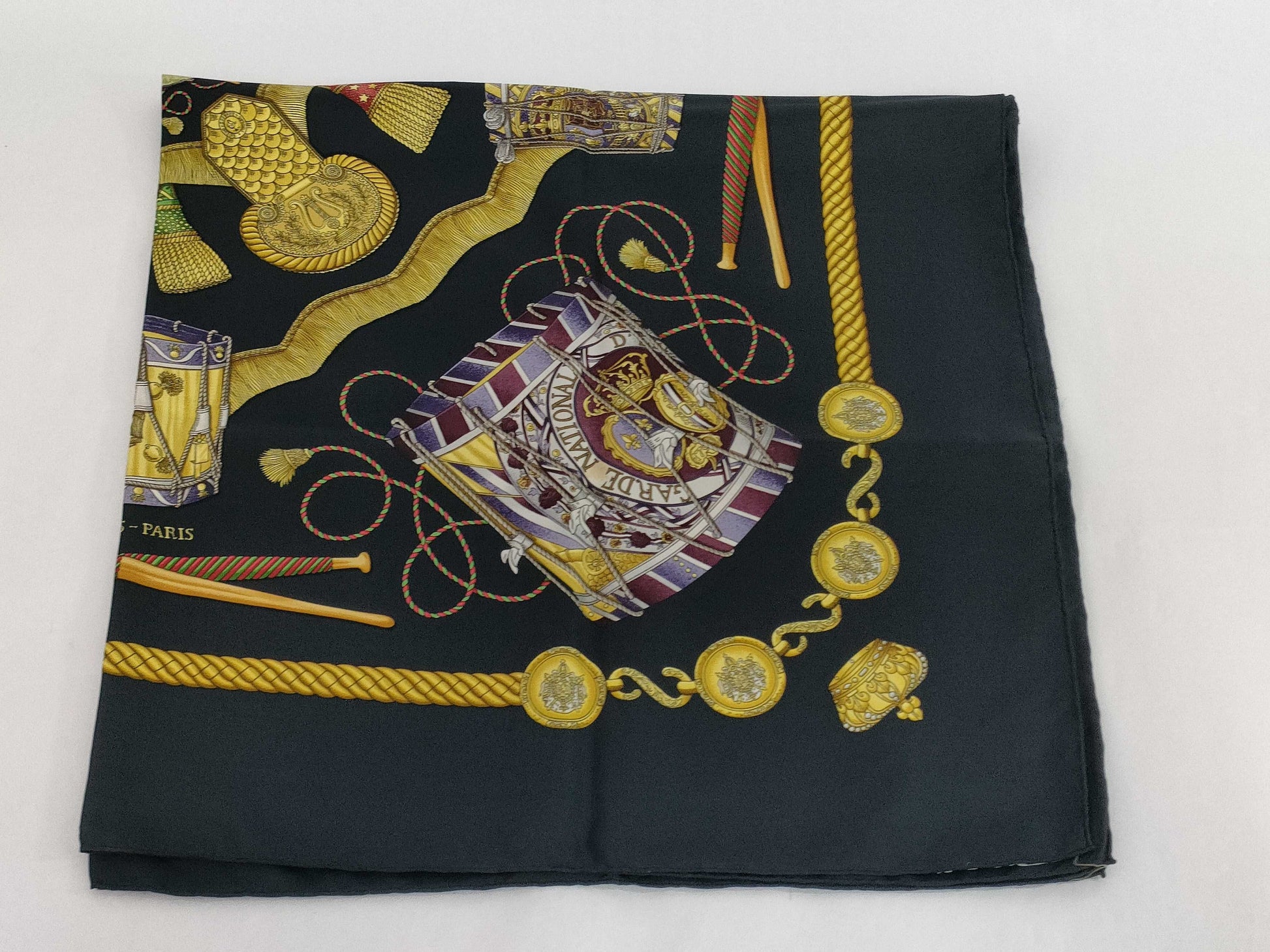 HERMES Carre Carre Tambour Drum Scarf