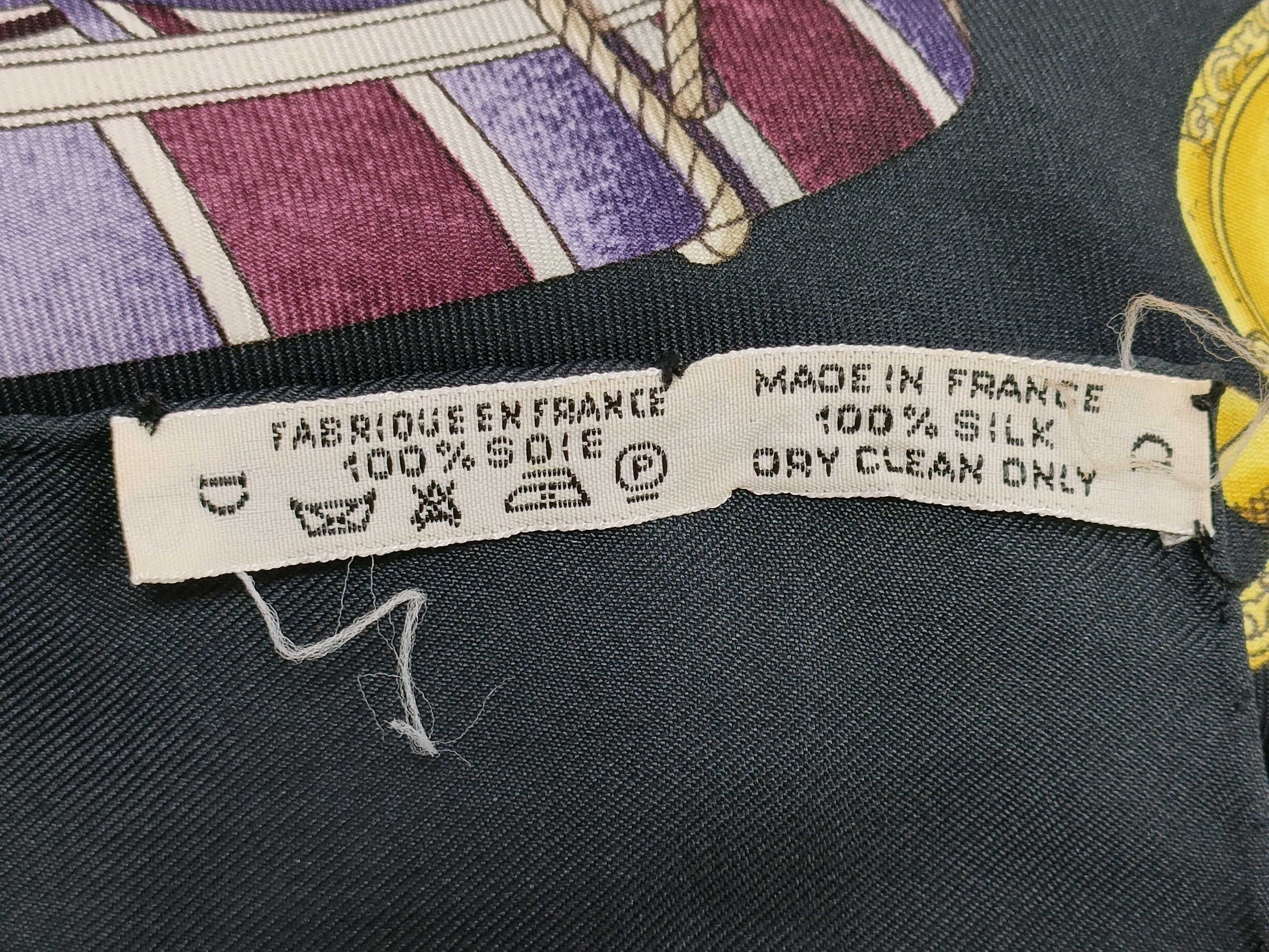 HERMES Carre Carre Tambour Drum Scarf