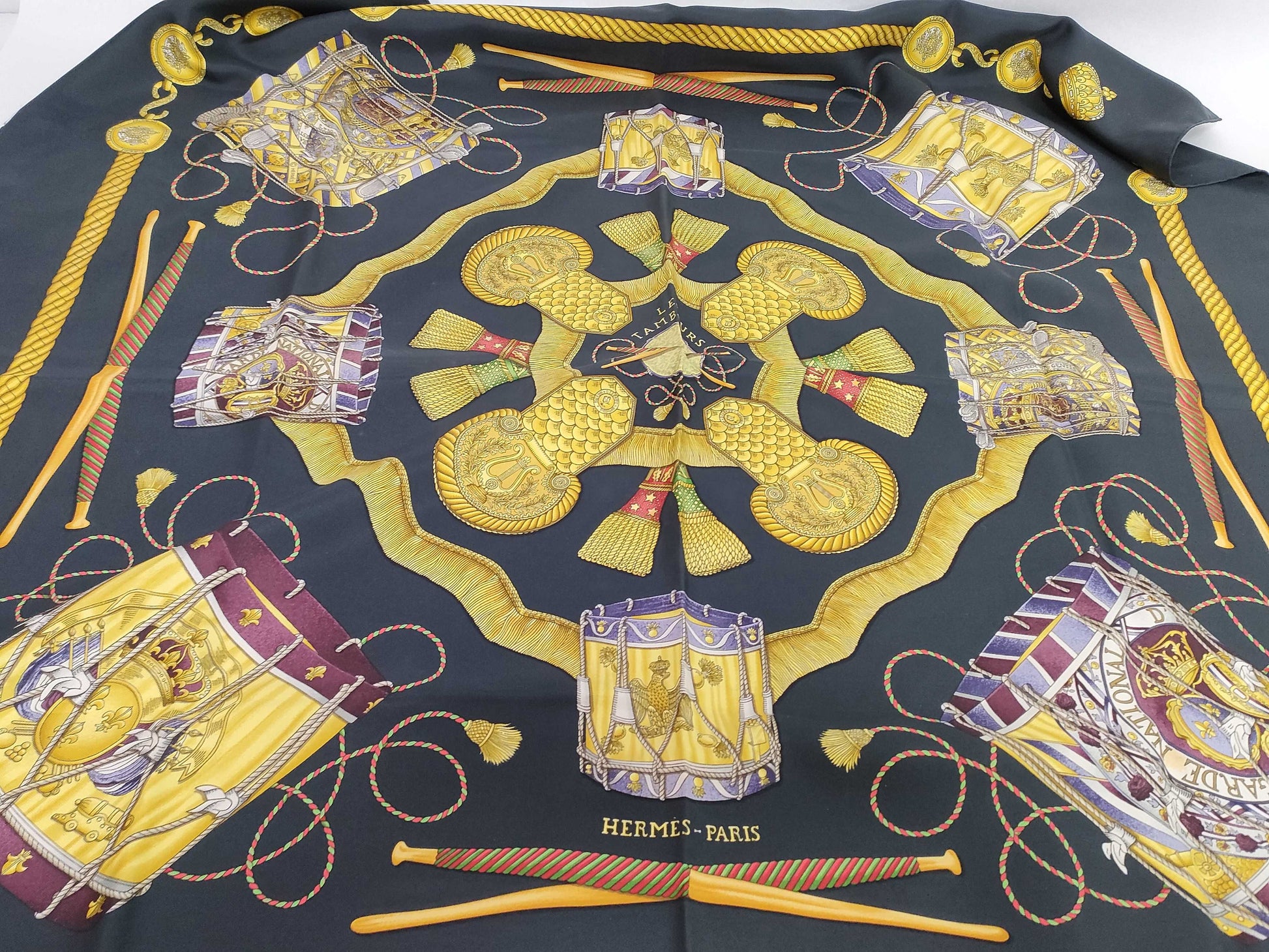 HERMES Carre Carre Tambour Drum Scarf