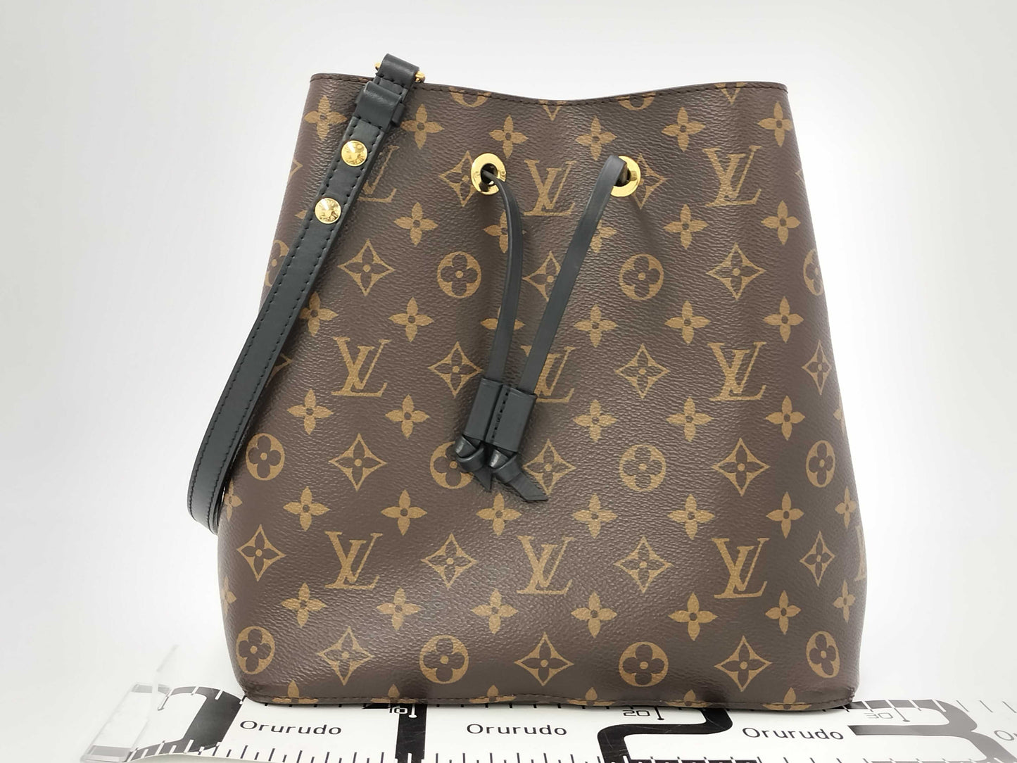 LOUIS VUITTON Monogram M44020 NeoNoe Tote Bag