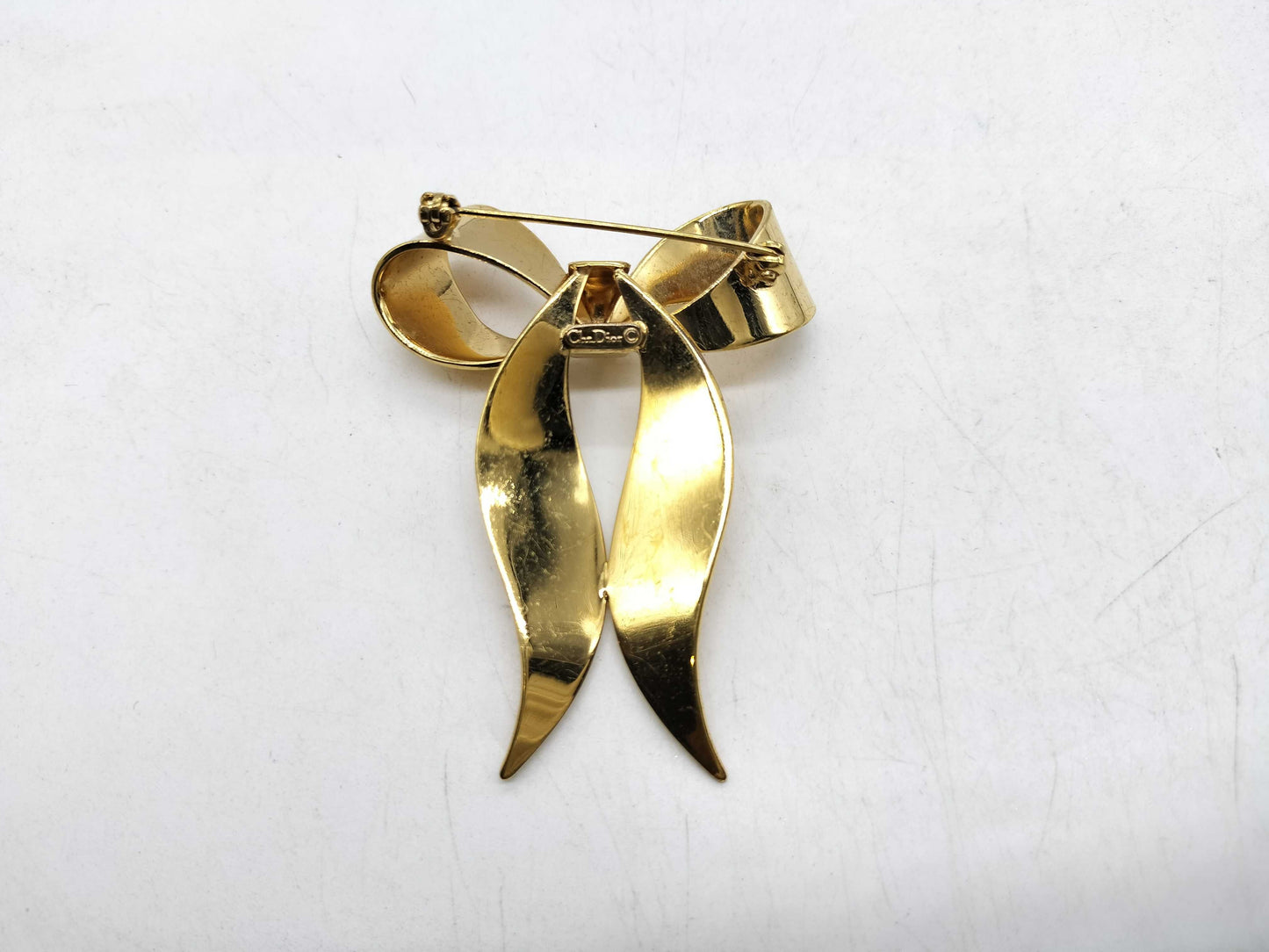Dior ribbon brooch brooch