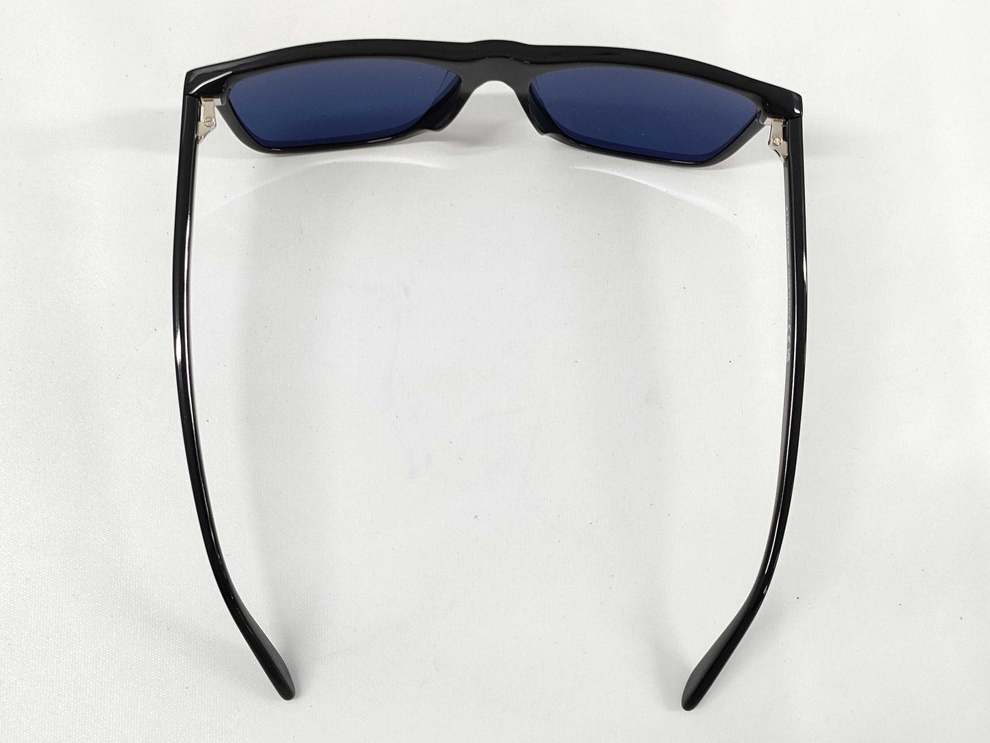 Tom Ford TF832 Sunglasses/Glasses