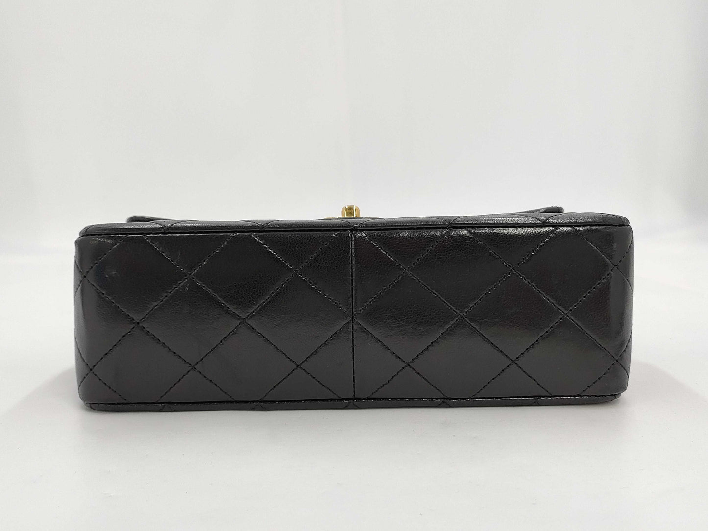 CHANEL Lambskin Matelasse 20 Single Flap/Single Chain Shoulder Bag