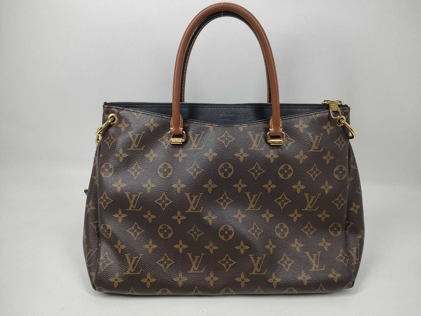 LOUIS VUITTON Monogram M41147 Pallas Handbag