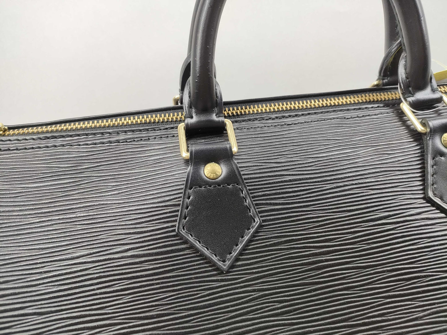 LOUIS VUITTON Epi Speedy 30 Noir Boston Bag