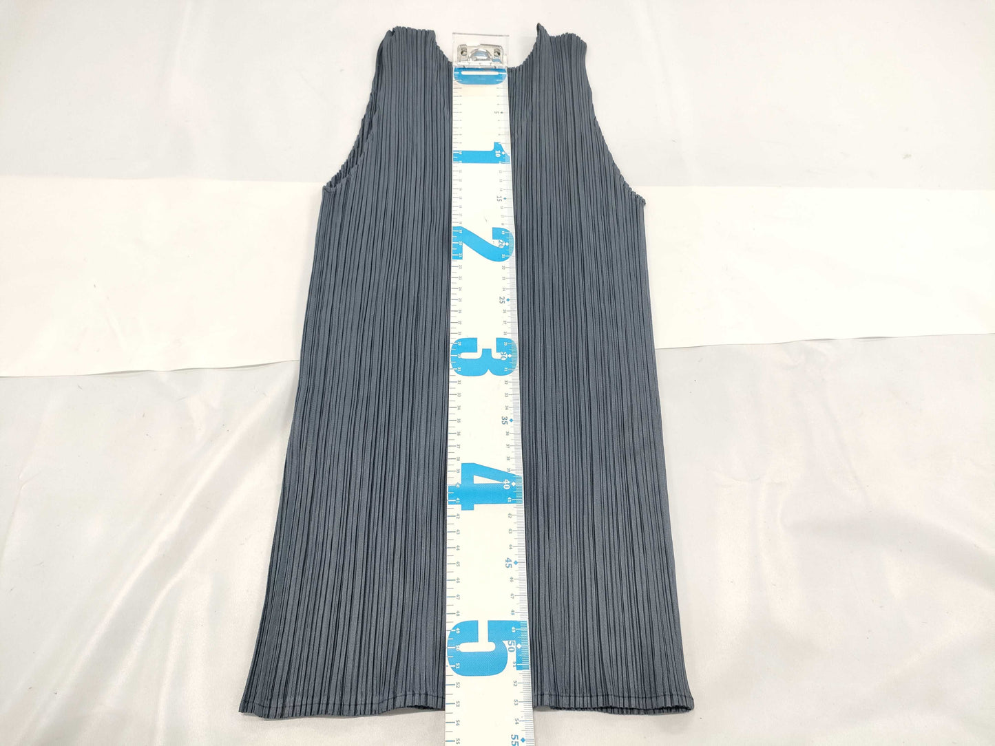 ISSEY MIYAKE Pleats Please Sleeveless Tank Top Gray Top
