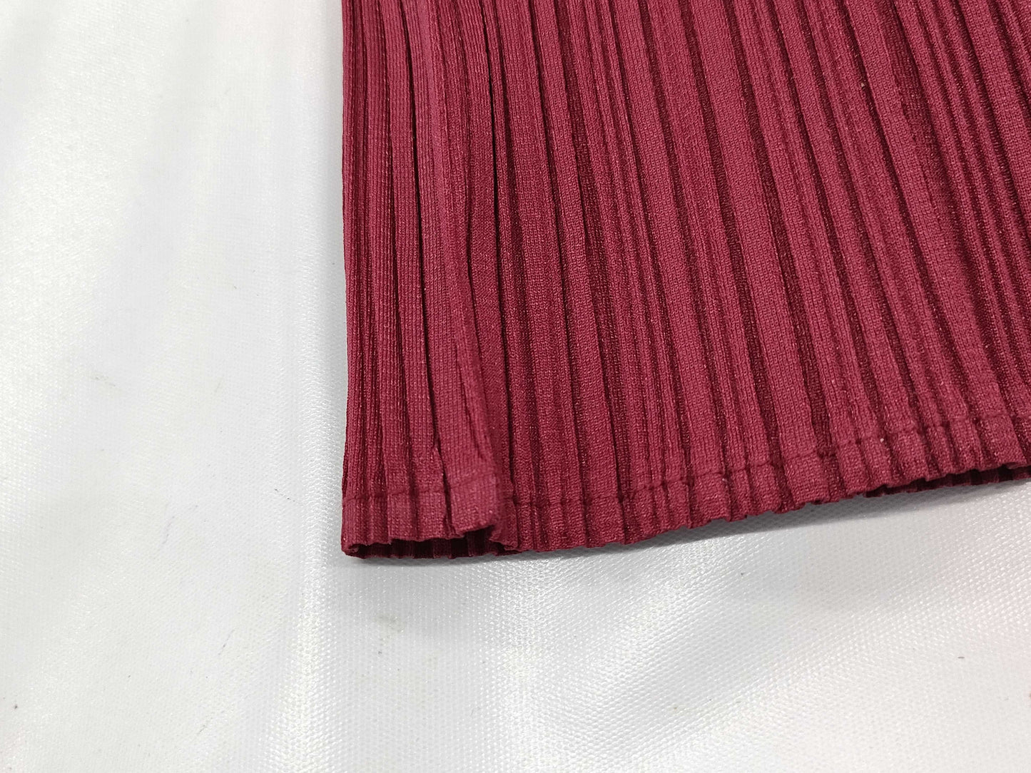 ISSEY MIYAKE Pleats Please Sleeveless Tank Top Red Top