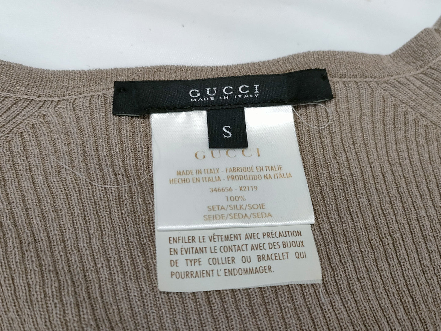 GUCCI Long Sleeve Metal Logo Silk Top