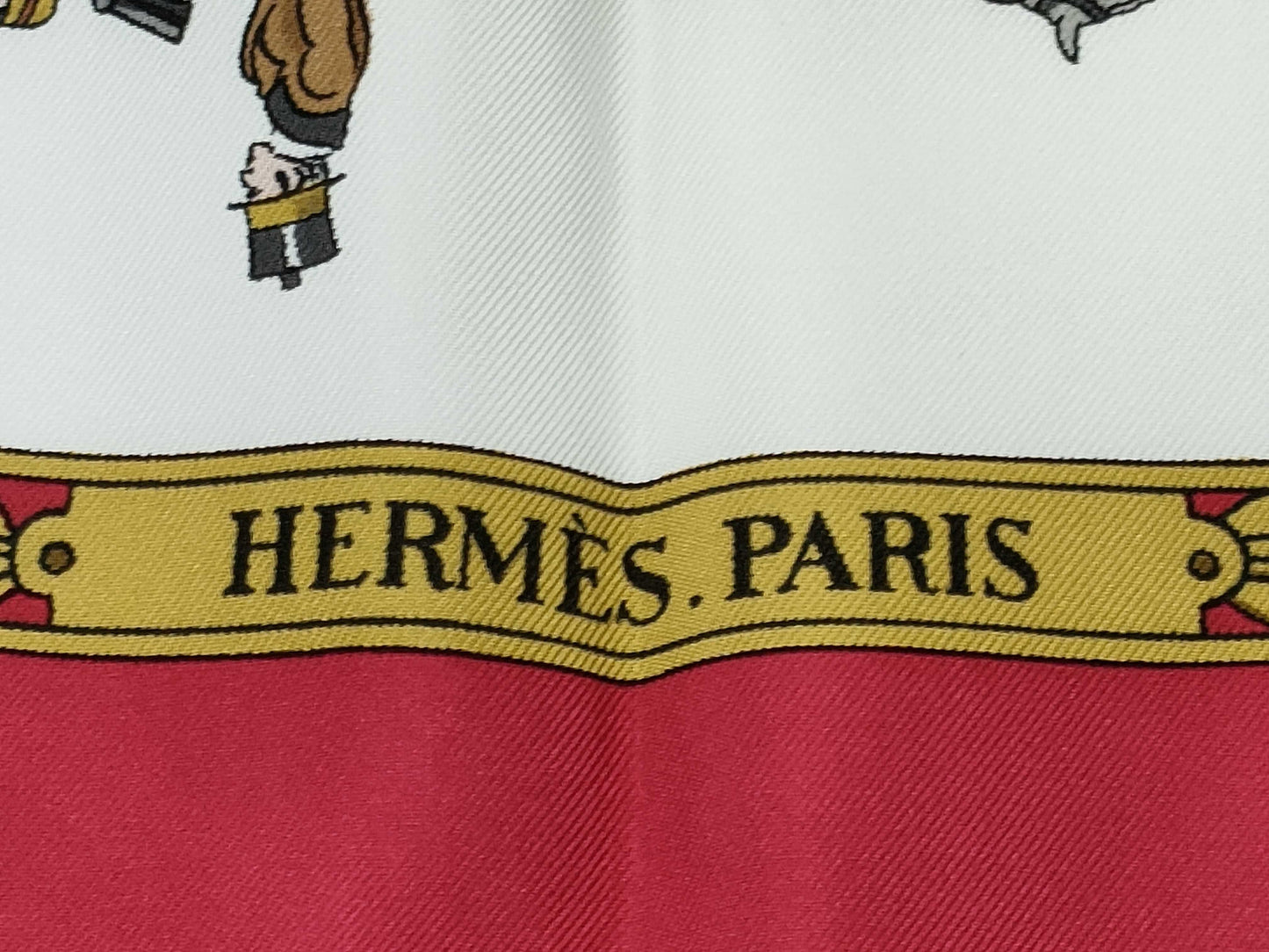 HERMES Carré Walk to Longchamp 90 Scarf with tags, in excellent condition