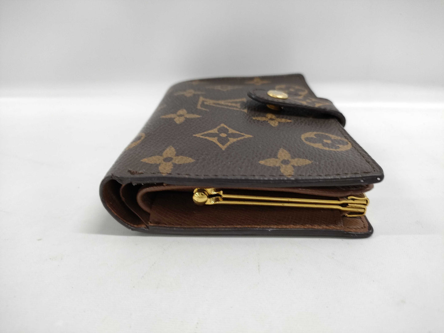 LOUIS VUITTON Monogram Bifold Wallet