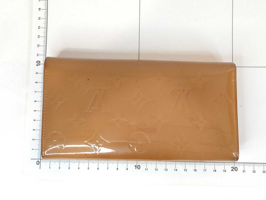 LOUIS VUITTON Vernis Vernis Bifold Wallet