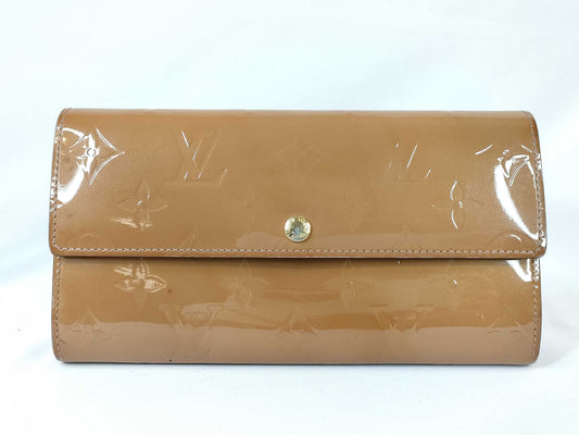 LOUIS VUITTON Vernis Vernis Bifold Wallet