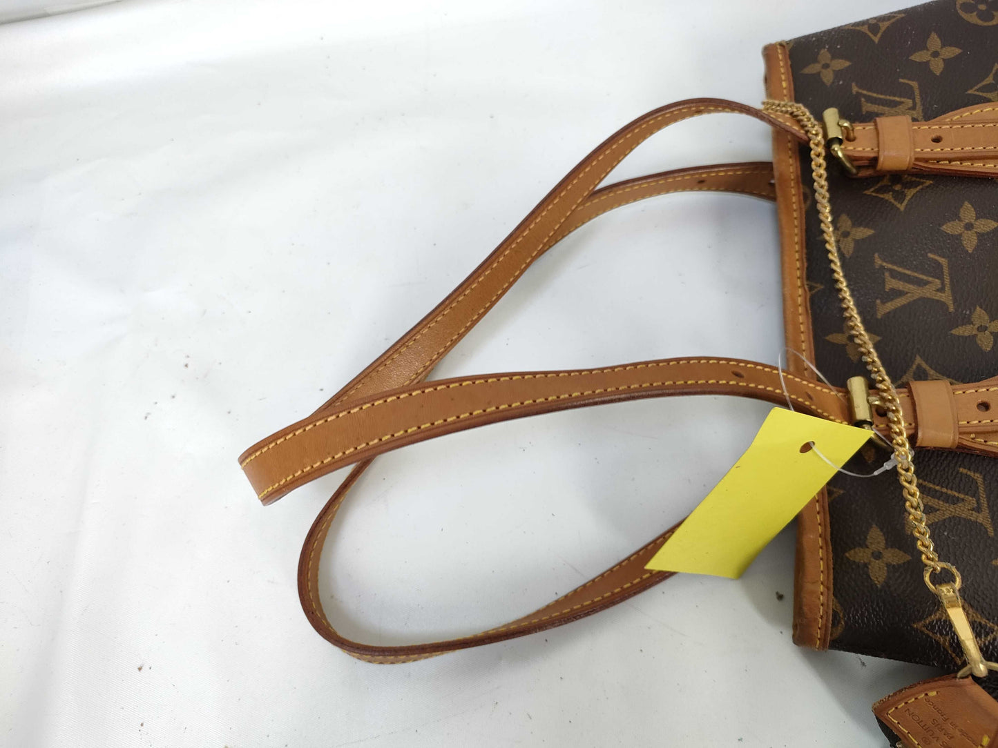 LOUIS VUITTON Monogram Bucket PM Tote Bag