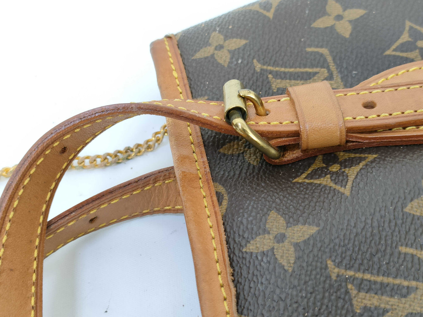 LOUIS VUITTON Monogram Bucket PM Tote Bag