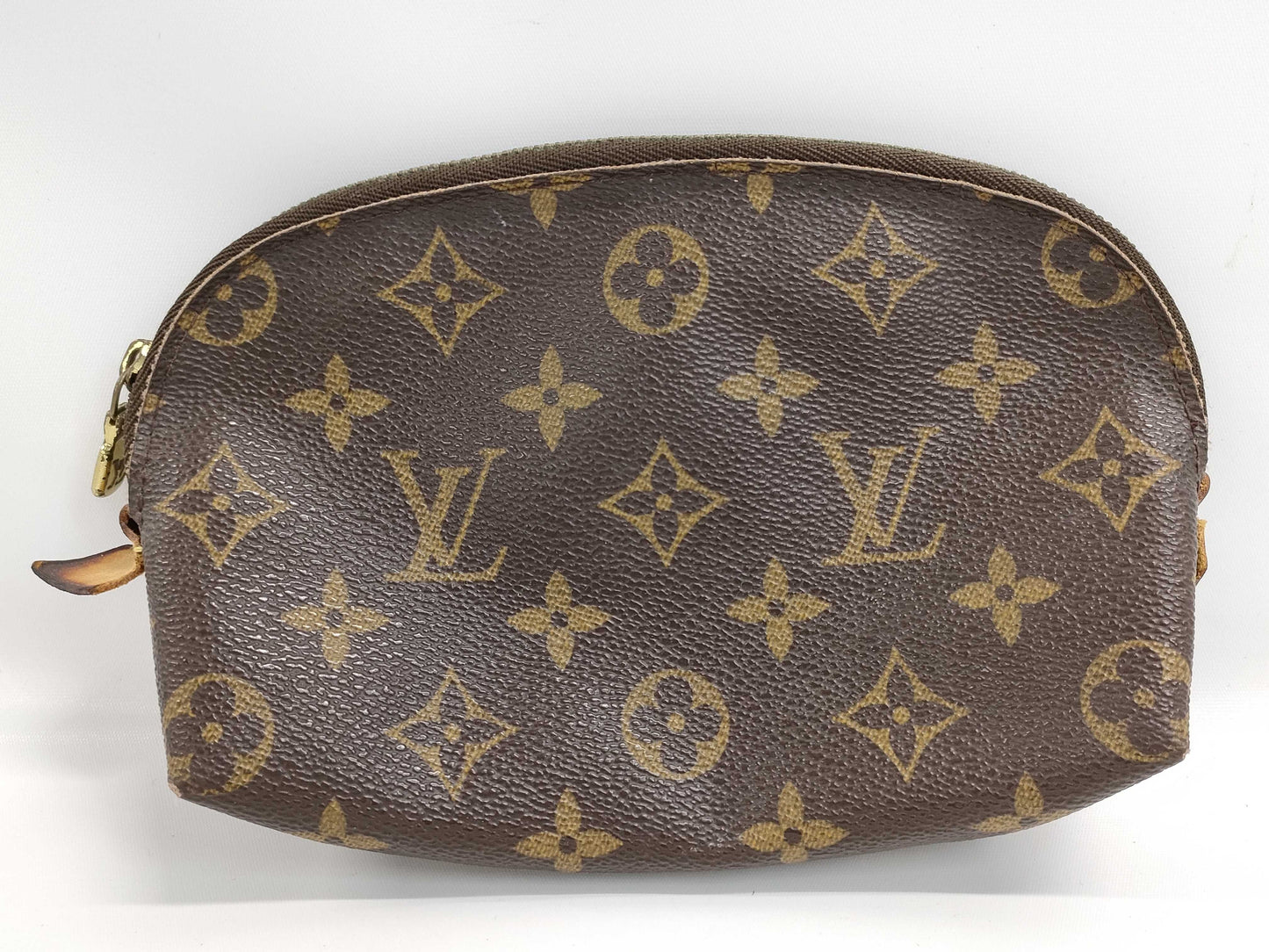 LOUIS VUITTON Monogram Cosmetic Pouch Pouch
