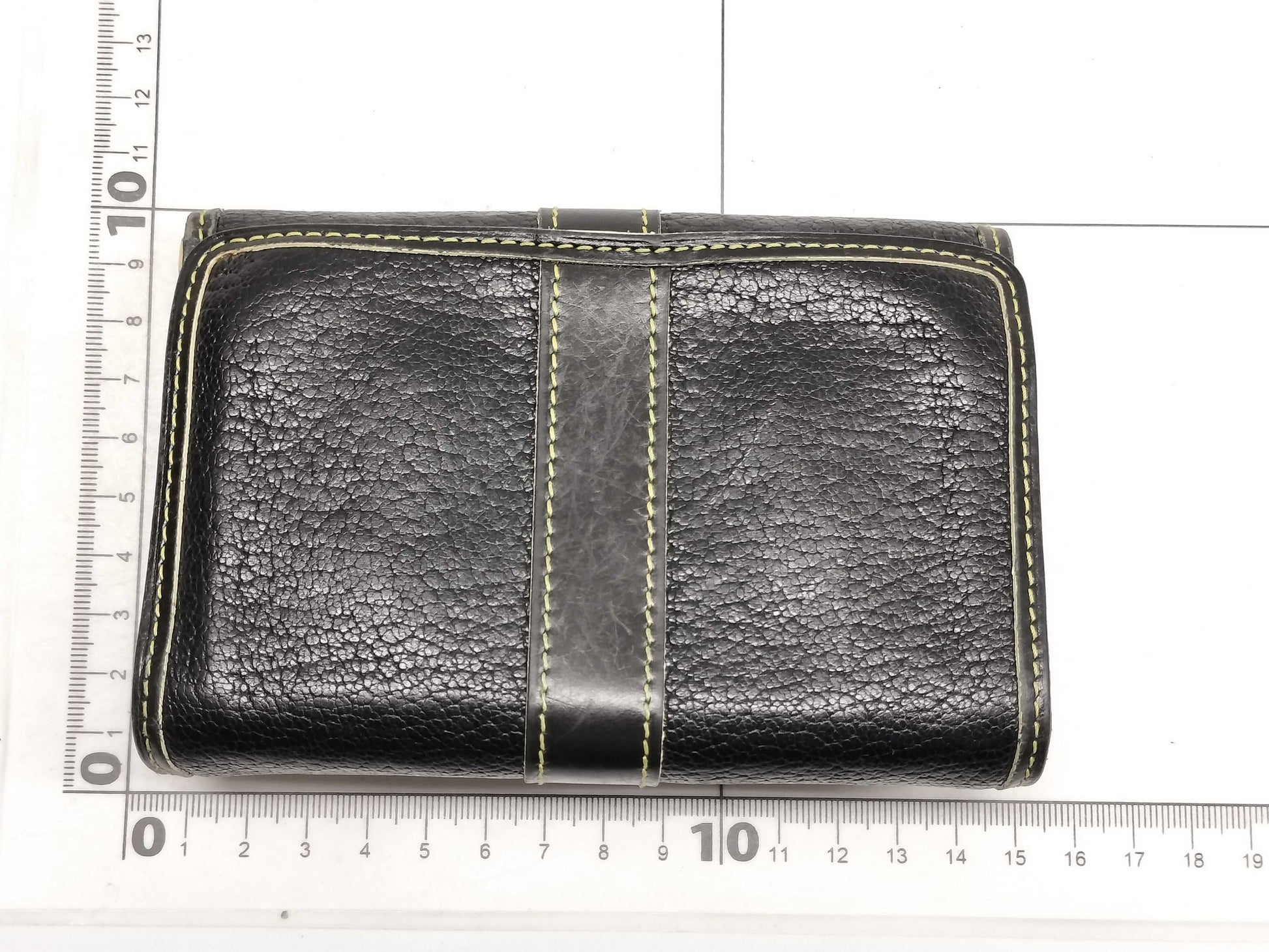 LOUIS VUITTON Suhali Wallet Suhali Le Sompute Wallet