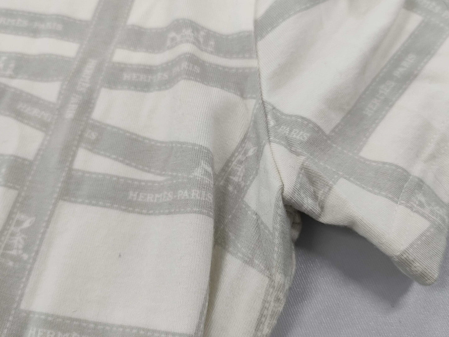 HERMES Ribbon Shirt T-shirt