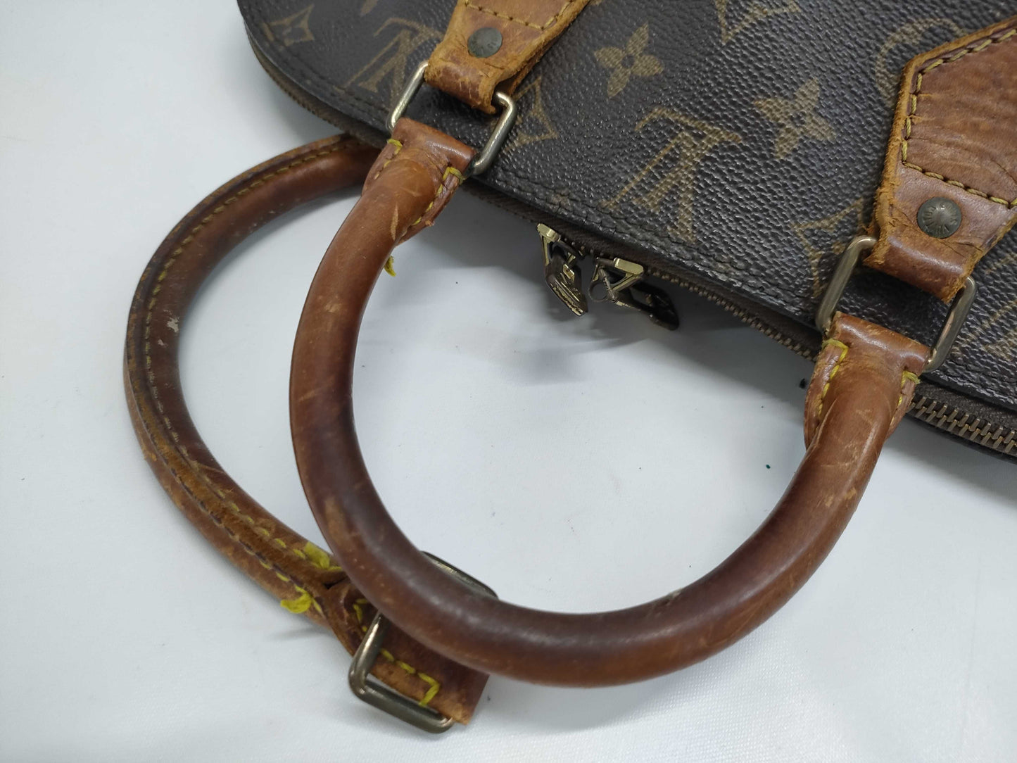 LOUIS VUITTON Monogram Alma VI0943 Handbag