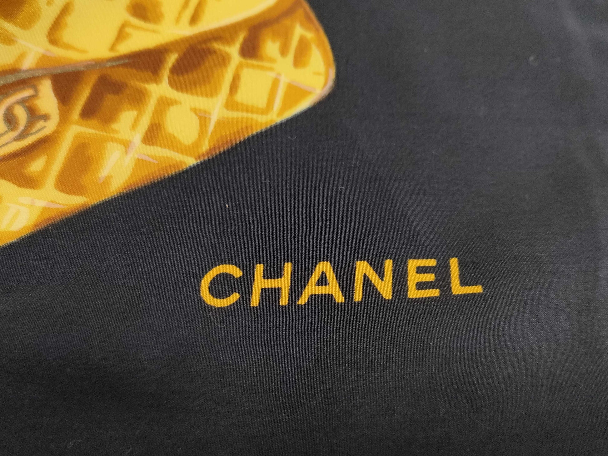 CHANEL Chain/Accessory Pattern Scarf