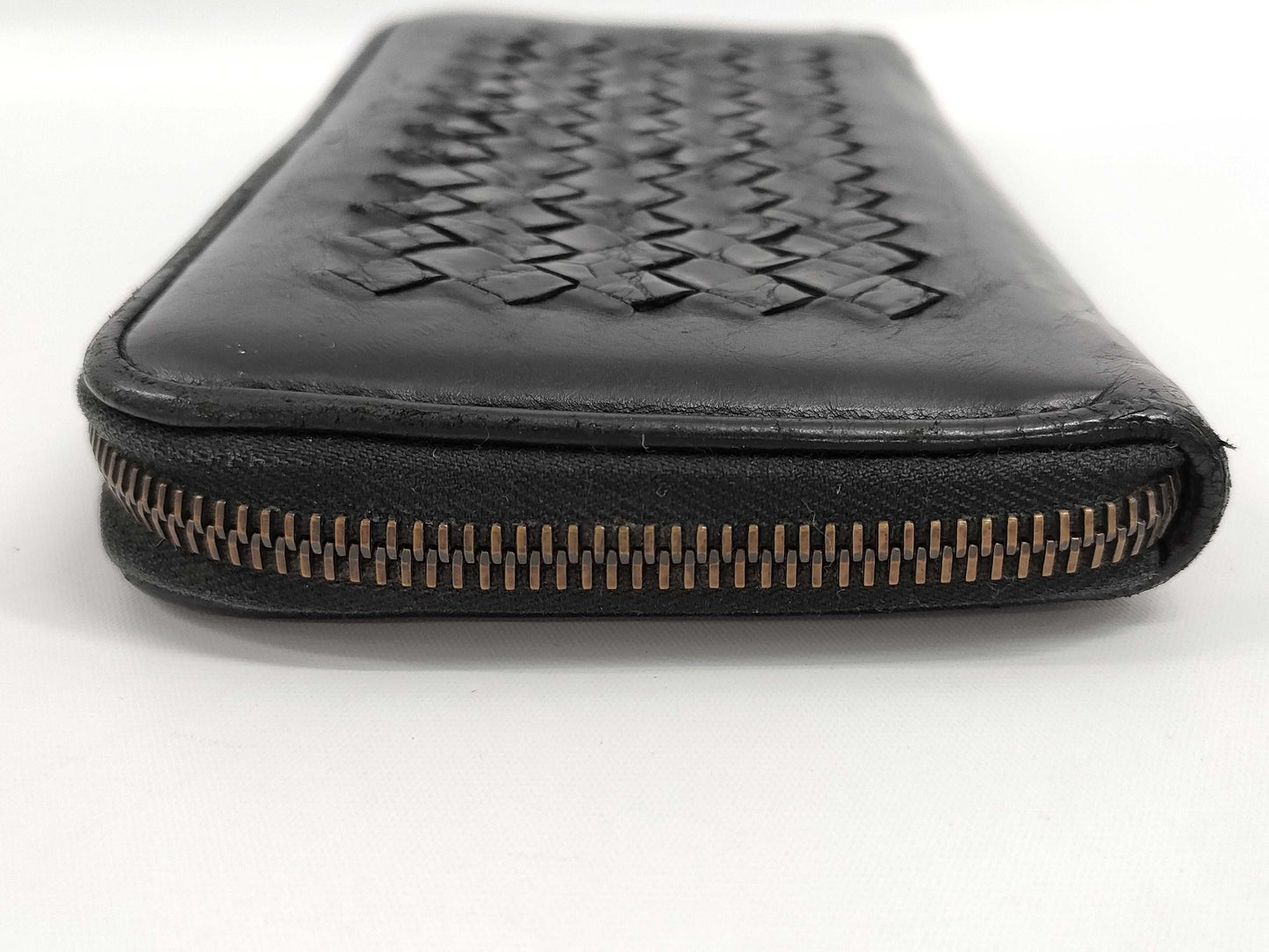 BOTTEGA VENETA Crocodile Intrecciato Zippy Wallet