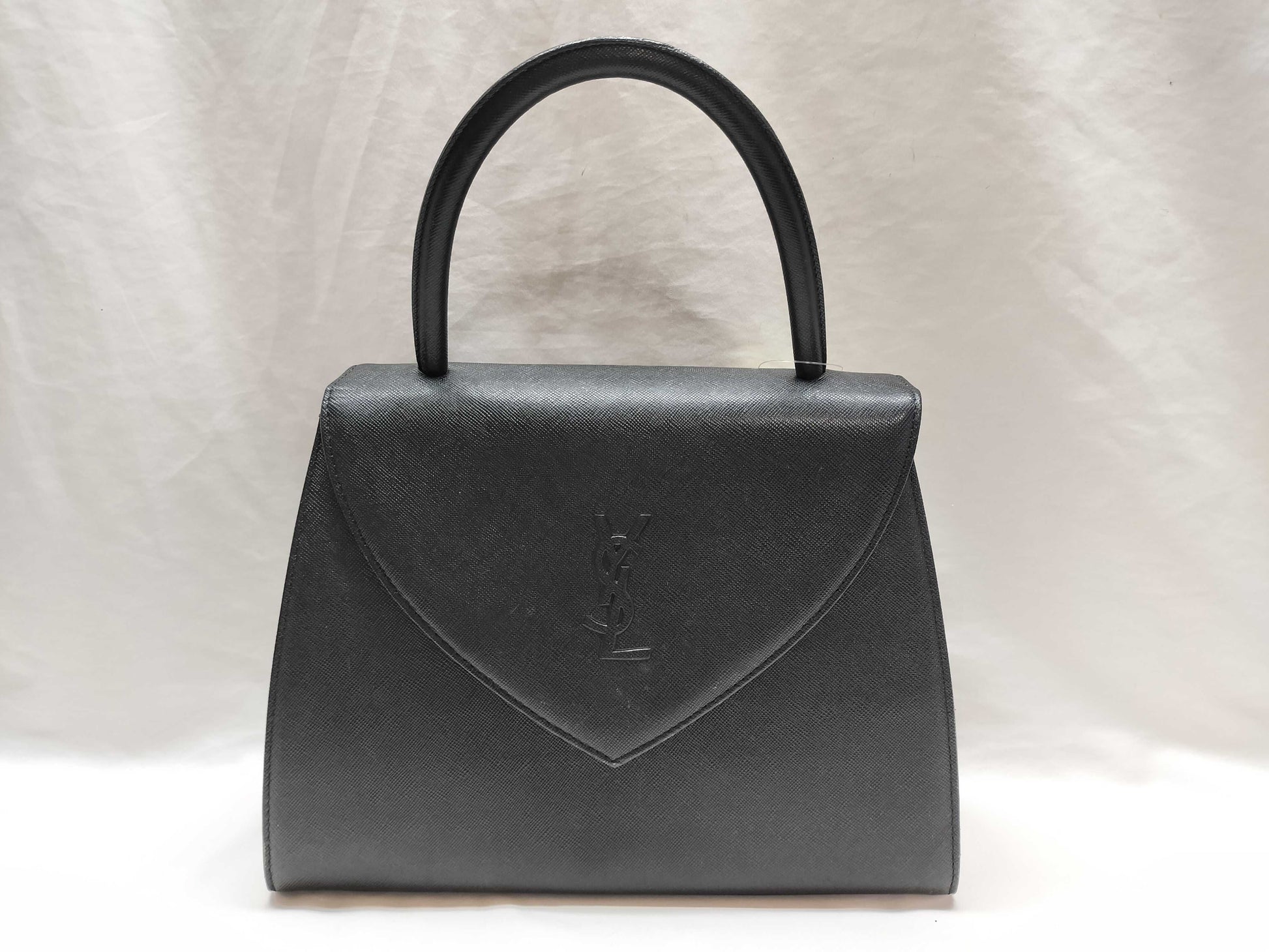 Yves Saint Laurent YSL/Cassandra Logo Leather Handbag