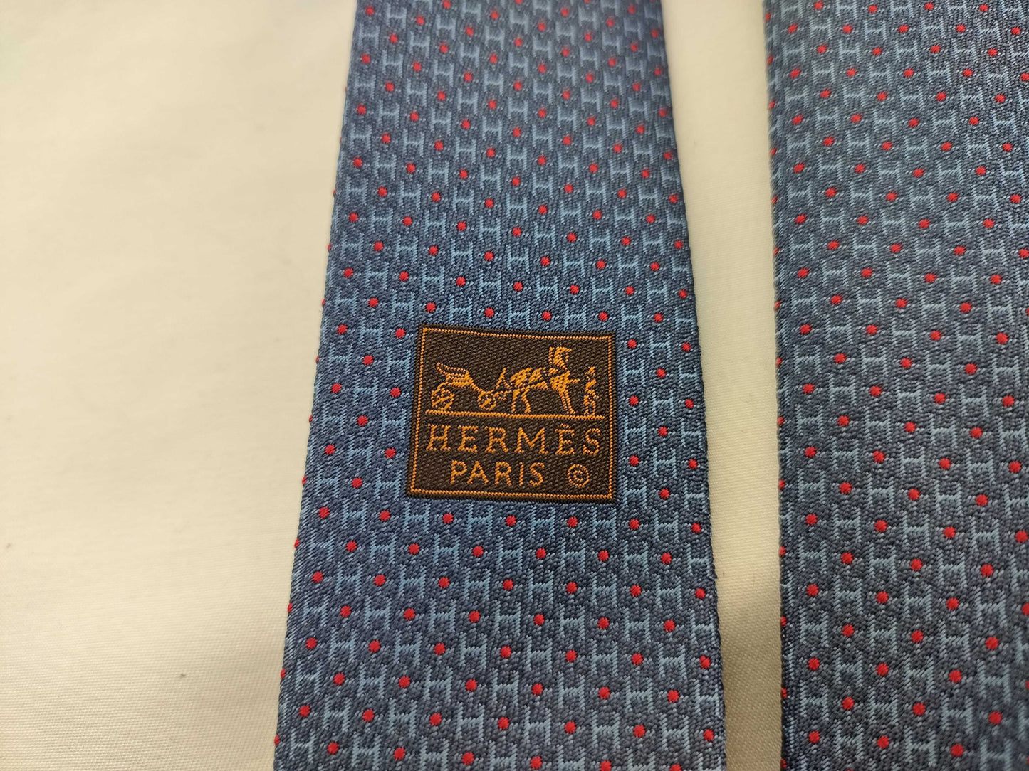 HERMES unused tie