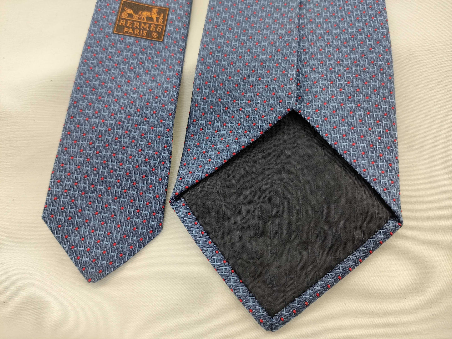 HERMES unused tie