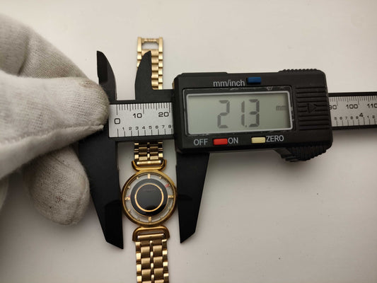 Juvenia 17-jewel women's watch