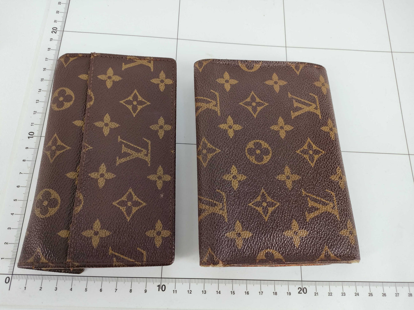LOUIS VUITTON Monogram Wallet 4-Piece Set