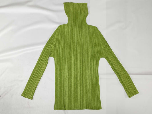 ISSEY MIYAKE Pleats Please Solid Top Green Top
