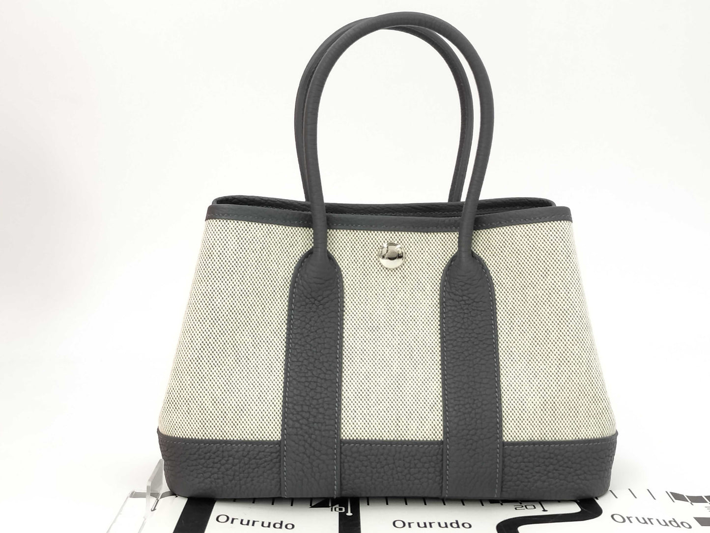 HERMES Neo Garden 23/Toile H K engraved handbag