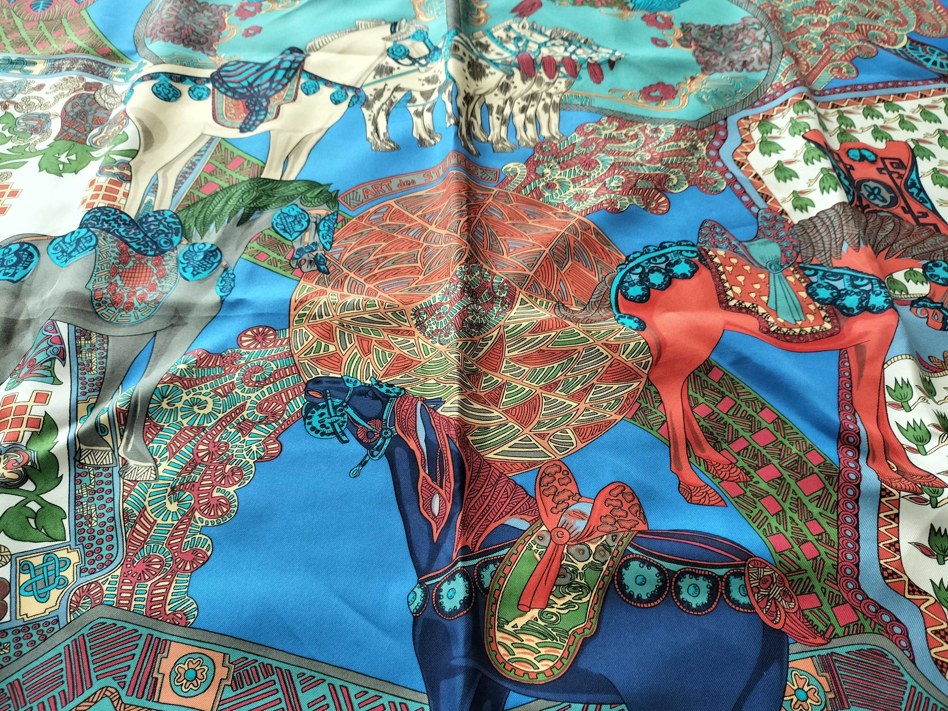 HERMES Carre 90 Scarf