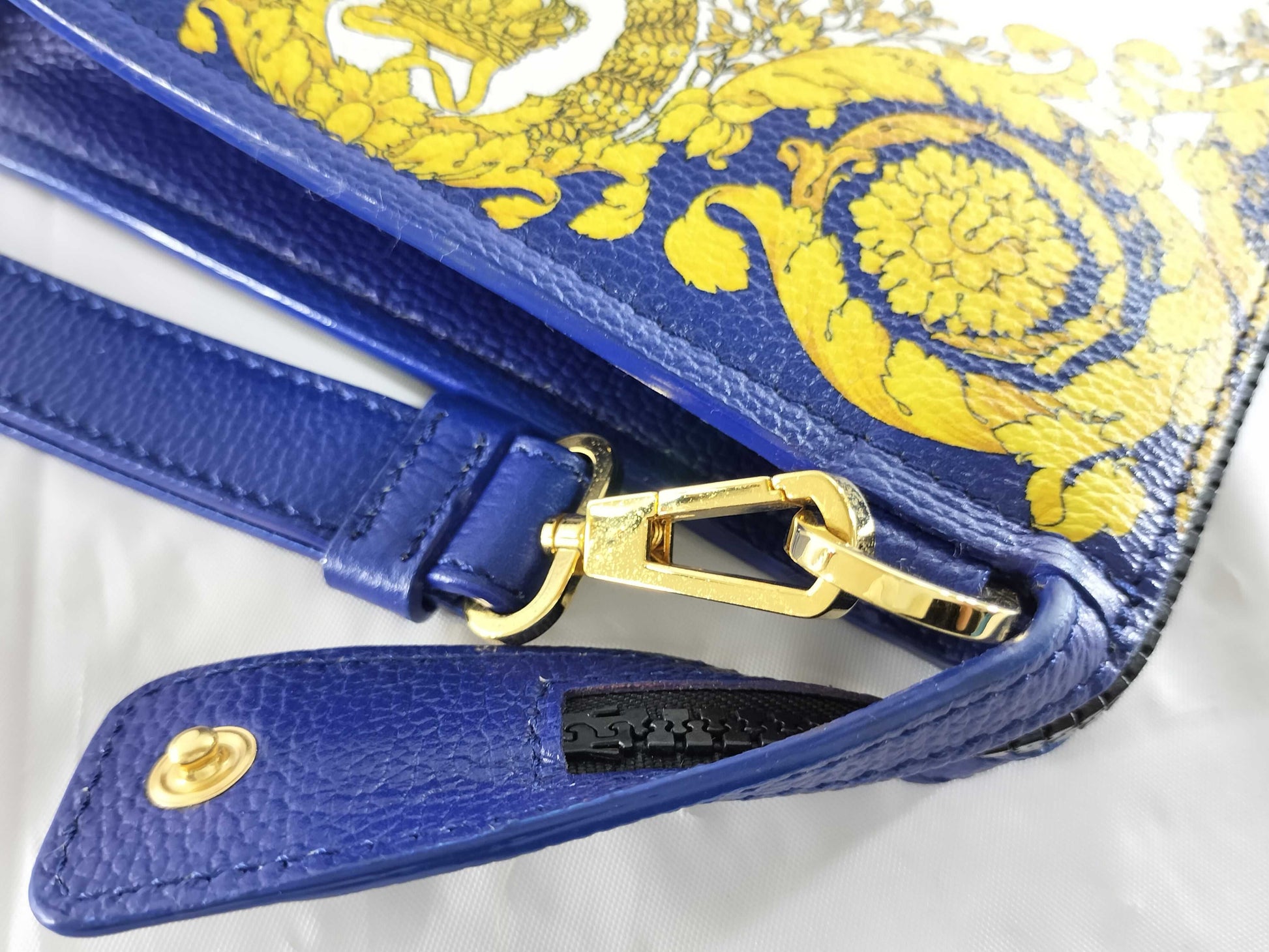 VERSACE Baroque Clutch Bag Clutch Bag