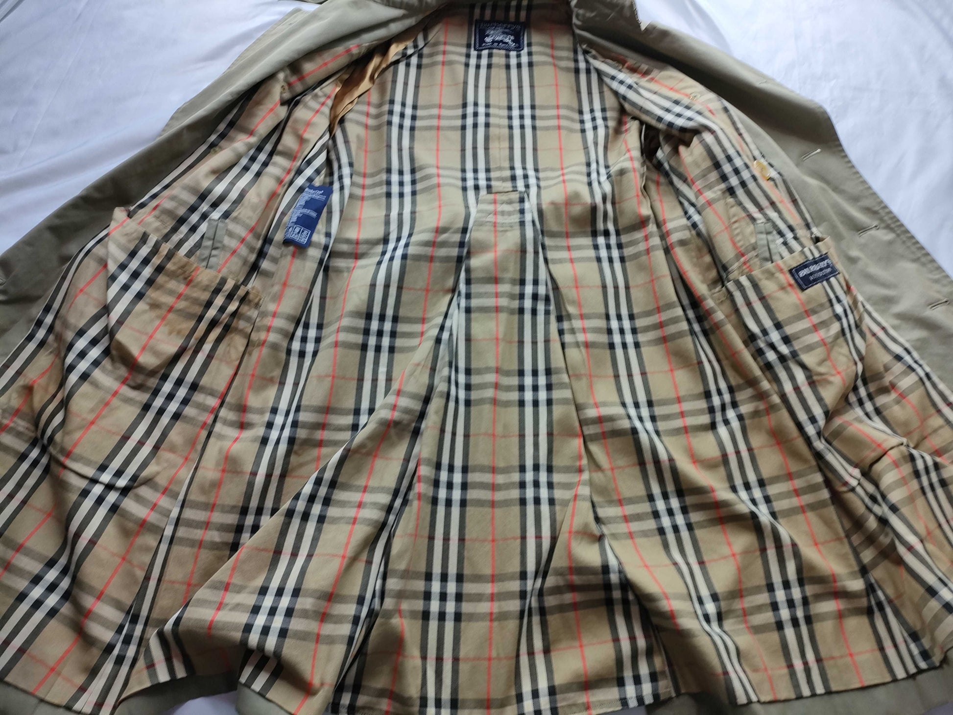 BURBERRY Nova Check Trench Coat
