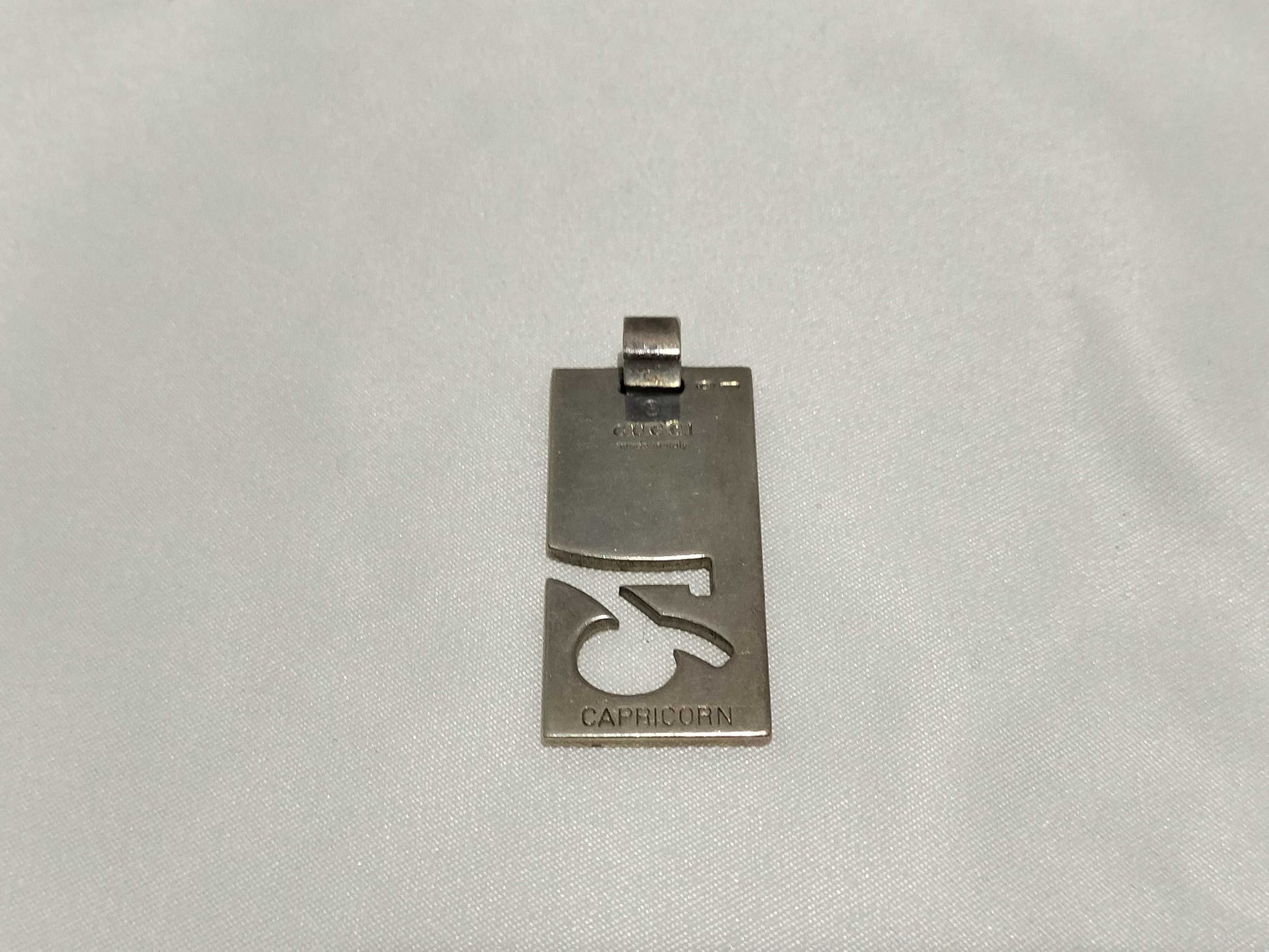 GUCCI 925 Plate Top Pendant Top