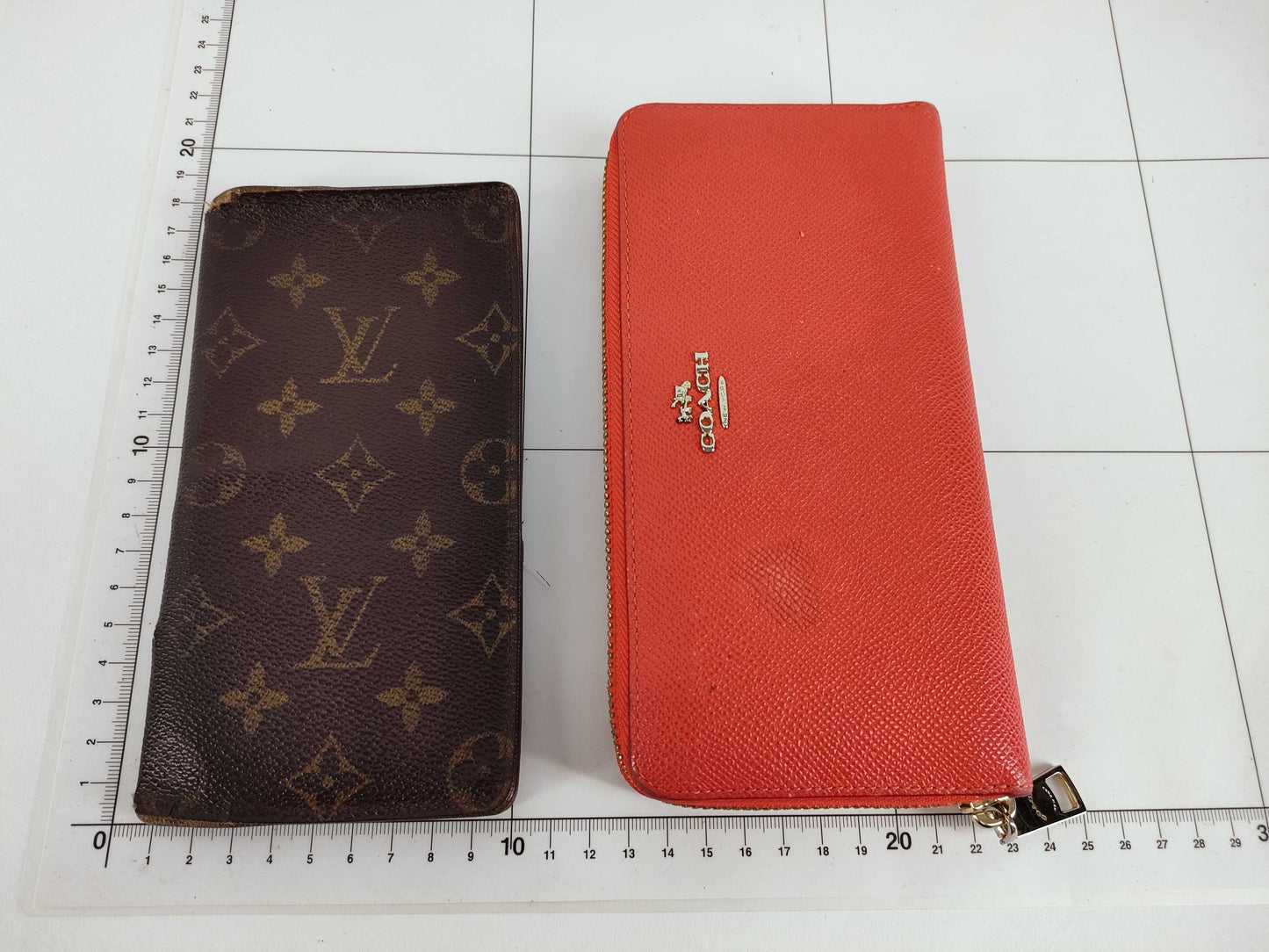 LOUIS VUITTON Monogram Wallet Set