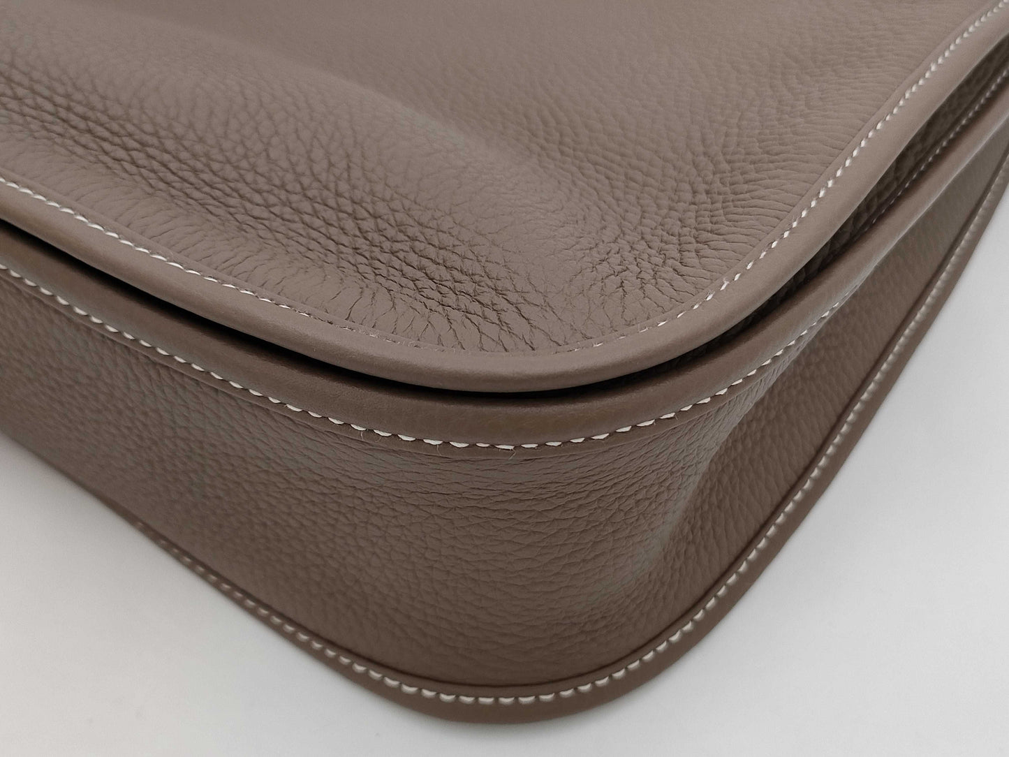 HERMES Evelyn 3 Trois 29 PM Etoupe Beige Shoulder Bag